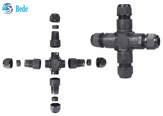 Tipo conector impermeável 3 de X de 4-Channel Ip68 - ideal de Polos para 3 Pin Wires