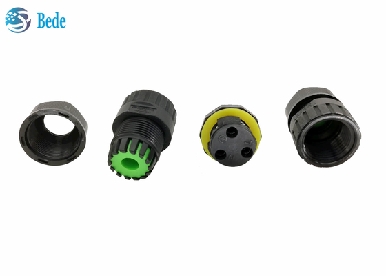 Conectores de cabo 450V impermeáveis exteriores M25 do IP 68 2 3 4 5 canal dos pinos 2
