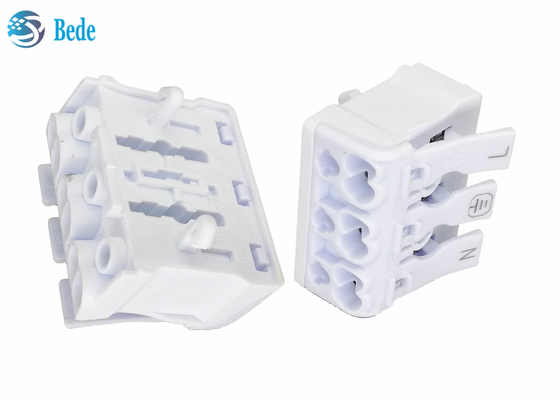 Bloco de terminais rápido do conector do fio do impulso de 3 Polos apropriado para juntar-se a fios contínuos ou encalhados nenhumas ferramentas necessários