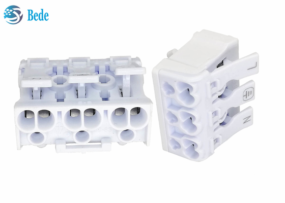 Bloco de terminais rápido do conector do fio do impulso de 3 Polos apropriado para juntar-se a fios contínuos ou encalhados nenhumas ferramentas necessários