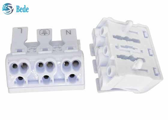 Bloco de terminais rápido do conector do fio do impulso de 3 Polos apropriado para juntar-se a fios contínuos ou encalhados nenhumas ferramentas necessários