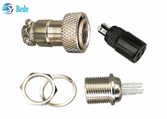Estilo de solda 7~10 Pin Plug And Socket 4A 200V do PWB dos jogos do conector da aviação GX16