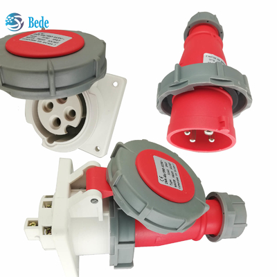 4 pinos de tomada industrial e tomada de montagem de painel 32A 380~415V Nível de proteção IP67